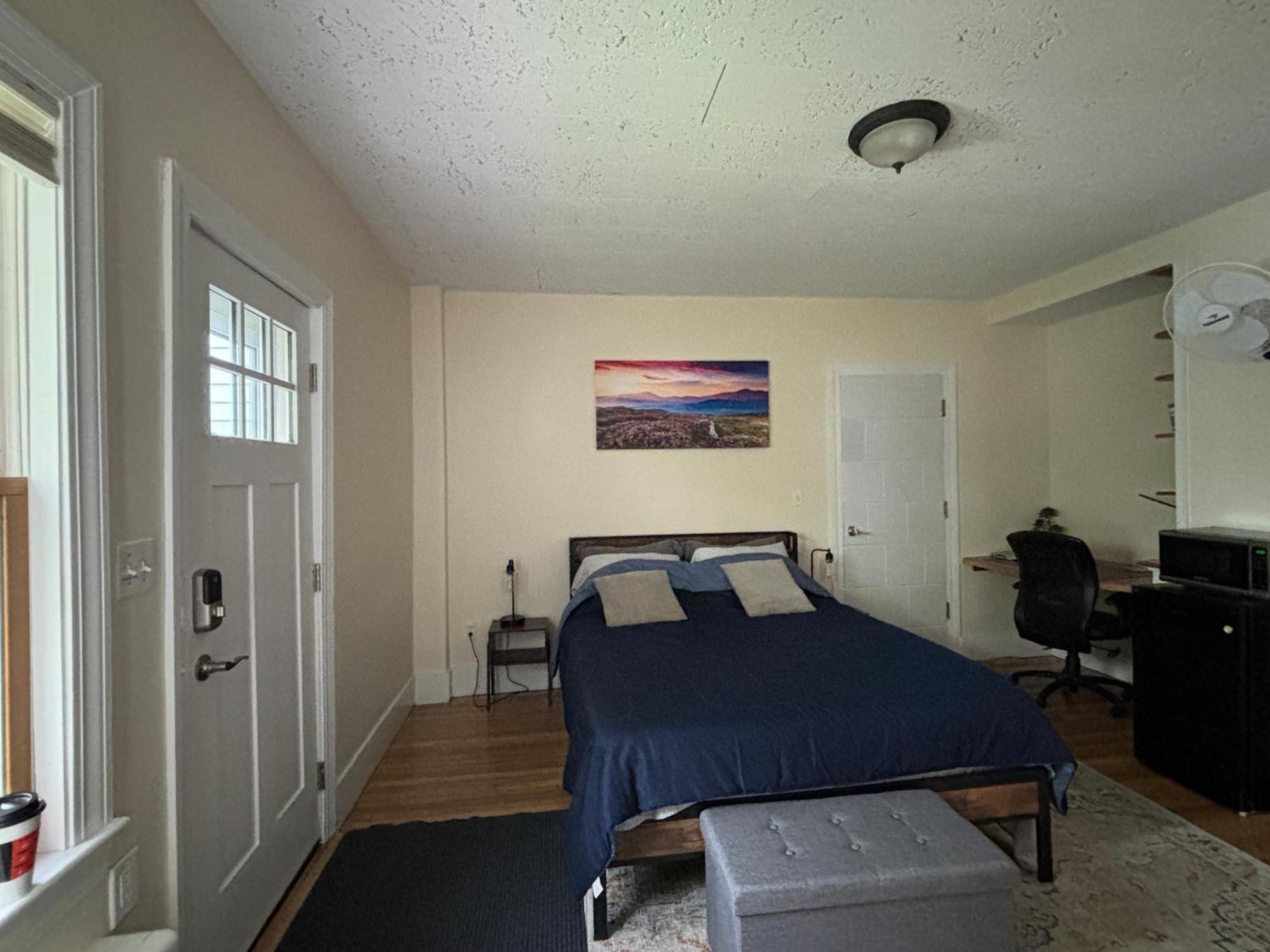 Traveler'S Den In Medford Exterior foto